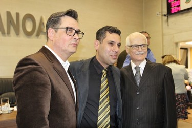 Homenagem ao colunista social Laney Langaro