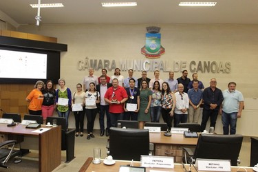 Homenagem aos alunos e educadores da EMEF Arthur Pereira de Vargas